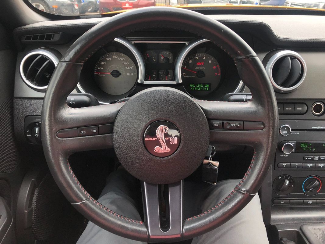 Used 2009 Ford Mustang Shelby GT500 RWD image 22