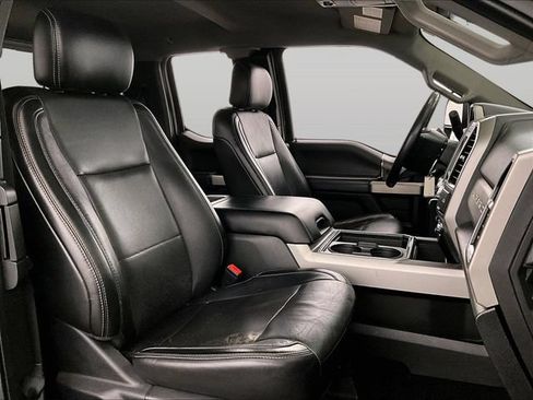 Used 2019 Ford F250 Lariat w/ Lariat Value Package AWD/4WD image 7