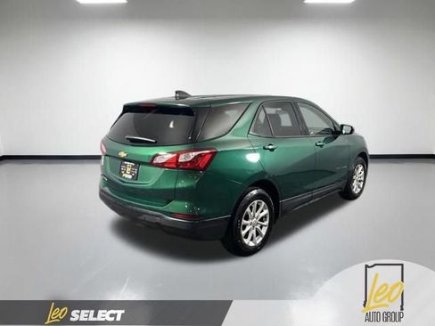 Used 2019 Chevrolet Equinox LS w/ LS Convenience Package FWD image 5