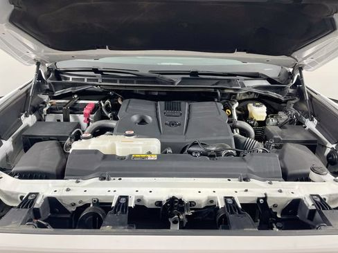 Used 2024 Toyota Tundra SR5 w/ SR5 Convenience Package AWD/4WD image 29