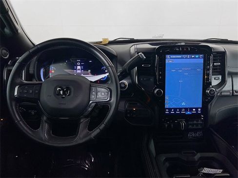 Used 2024 RAM 2500 Limited image 21