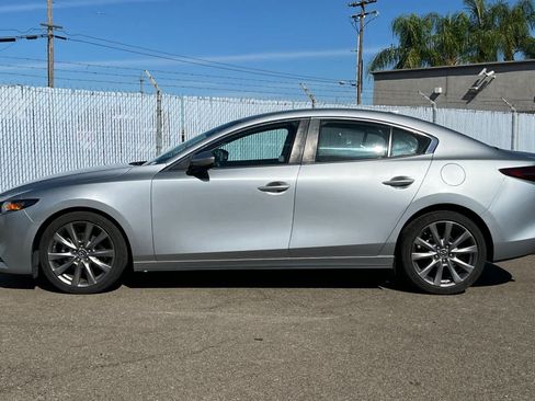 Used 2019 MAZDA MAZDA3 AWD Sedan w/ Preferred Package image 2