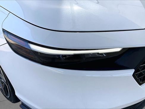 Certified 2023 Honda Accord Sport image 28