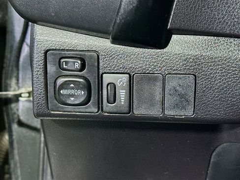 Used 2019 Toyota Corolla LE image 11