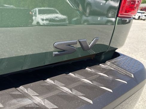 Used 2024 Nissan Titan SV w/ SV Bronze Edition Package image 29