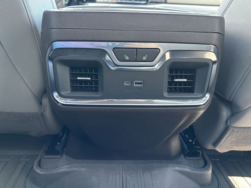 New 2025 GMC Sierra 3500 SLT w/ SLT Premium Package AWD/4WD image 20