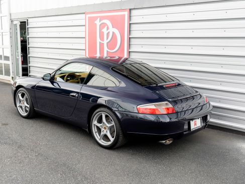 Used 1999 Porsche 911 Carrera 4 image 33