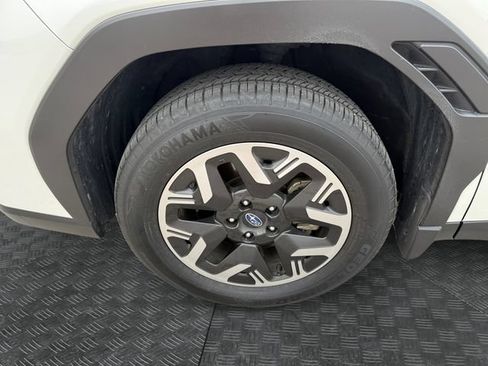 Used 2025 Subaru Forester Premium AWD/4WD image 13