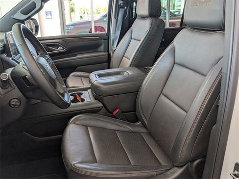 Used 2024 Chevrolet Tahoe High Country image 7