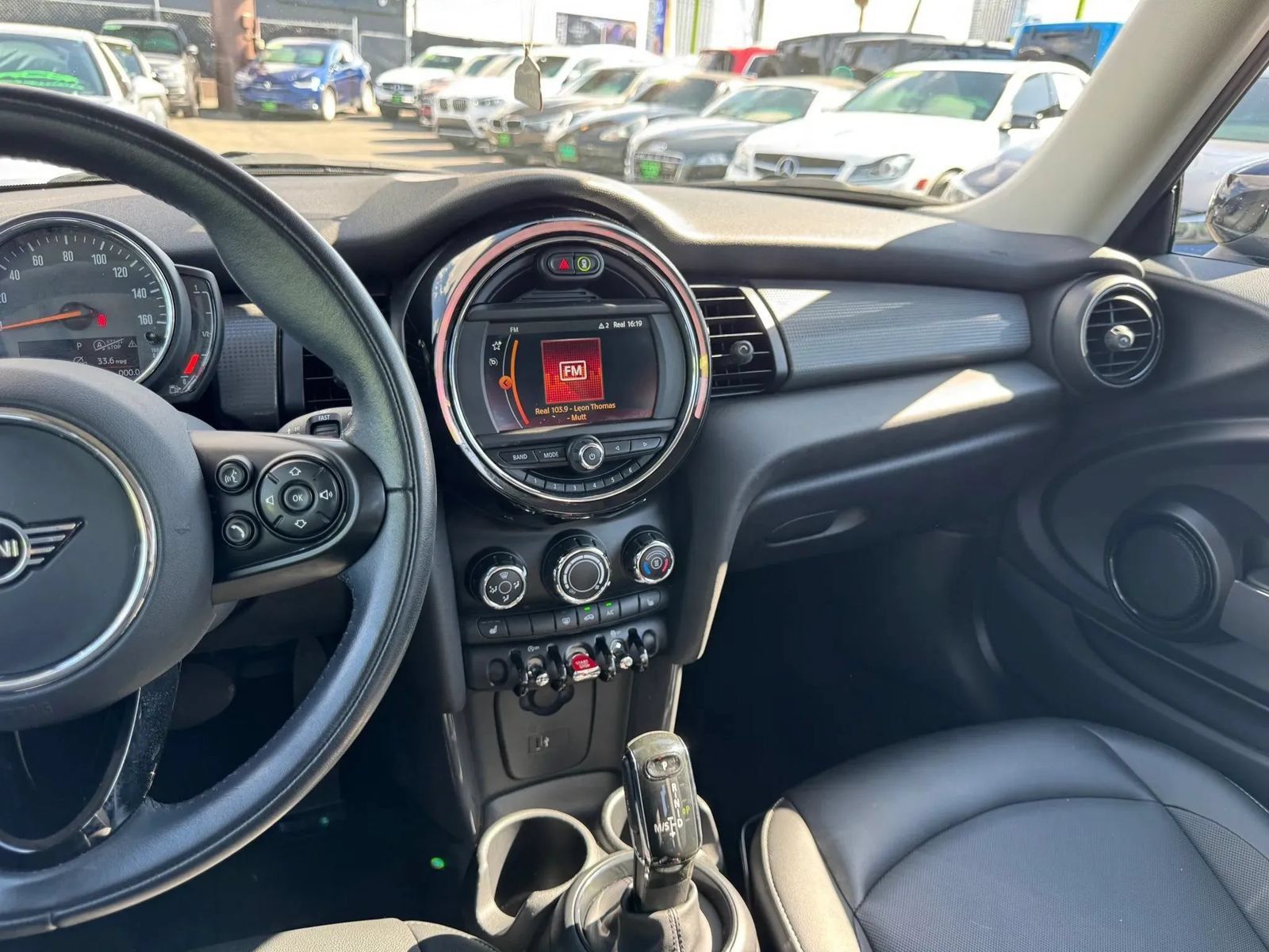 Used 2021 MINI Cooper 2-Door Hardtop FWD image 12