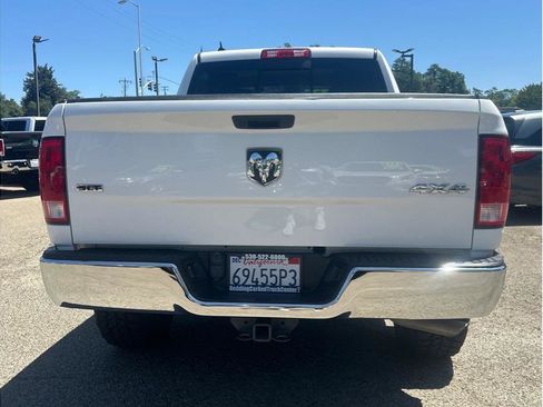 Used 2019 RAM 1500 Classic SLT w/ Luxury Group AWD/4WD image 6