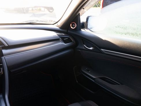 Used 2018 Honda Civic Si image 10