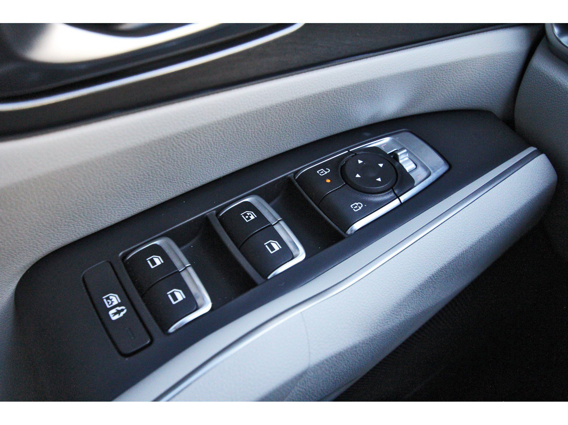 Certified 2026 Kia Sorento EX FWD image 23