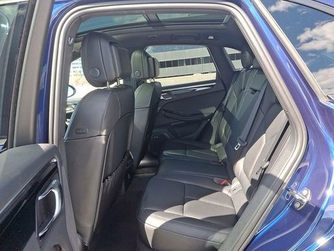 Used 2025 Porsche Macan image 13