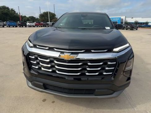 Certified 2026 Chevrolet Equinox LT FWD image 3