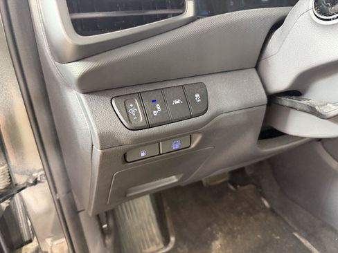 Used 2021 Hyundai Ioniq Limited FWD image 20