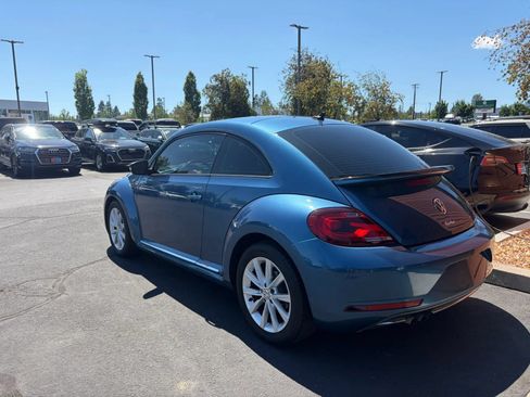 Used 2017 Volkswagen Beetle 1.8T SE FWD image 2