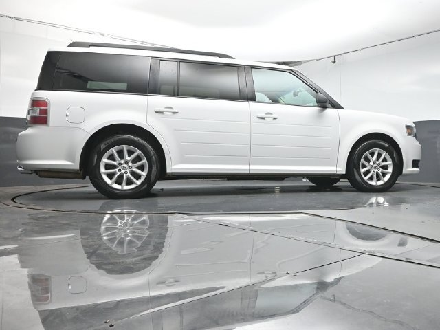 Used 2016 Ford Flex SE FWD image 38