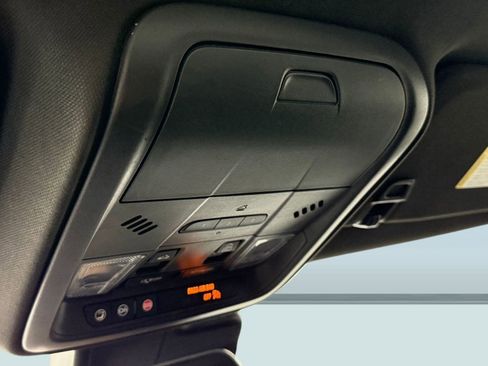 Used 2023 Cadillac XT4 Premium Luxury image 30