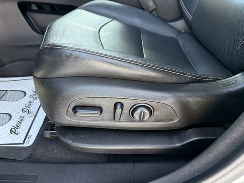 Used 2021 GMC Terrain SLT w/ Infotainment Package II image 23