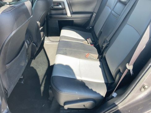 Used 2017 Toyota 4Runner SR5 image 14