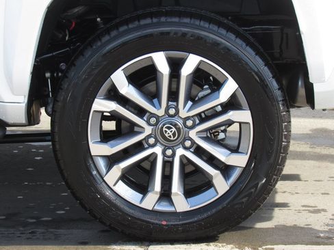 Certified 2026 Toyota 4Runner Limited AWD/4WD image 41