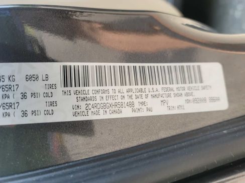 Used 2017 Dodge Grand Caravan SE FWD image 7