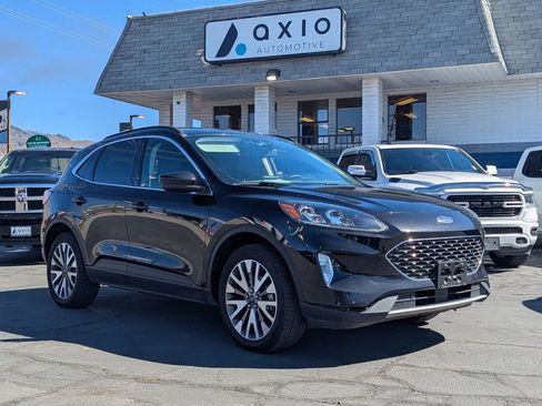 Used 2021 Ford Escape Titanium image 1