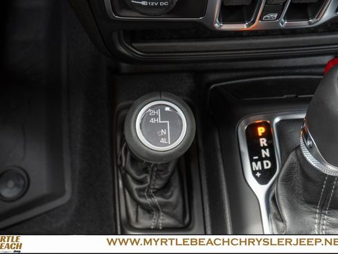 New 2025 Jeep Gladiator Sport w/ Premium Package image 22