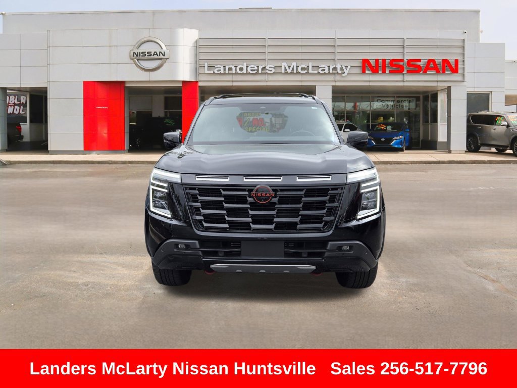 Used 2025 Nissan Armada PRO-4X w/ Pro-4X Premium Package AWD/4WD image 11