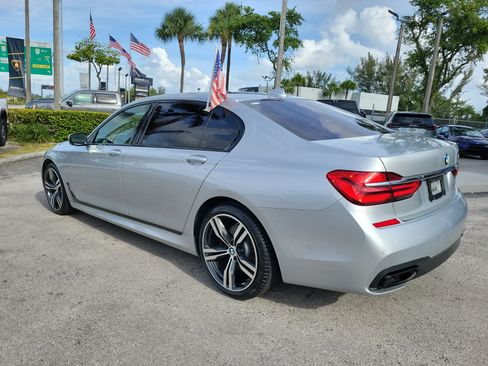 Used 2017 BMW 750i RWD image 7