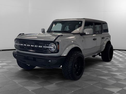 Used 2026 Ford Bronco Outer Banks AWD/4WD image 4