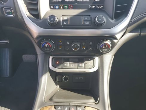 Used 2023 GMC Acadia SLE w/ Elevation Edition image 39