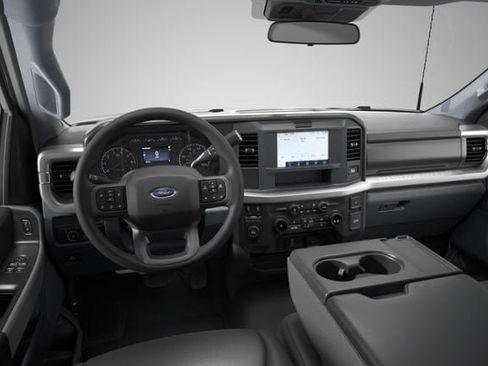 New 2026 Ford F350 XLT w/ 360-Degree Camera Package RWD image 32