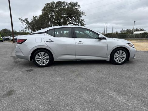 Used 2023 Nissan Sentra S image 7