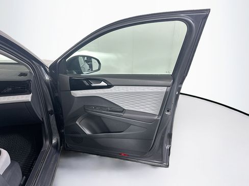 Used 2024 Volkswagen Taos S image 32