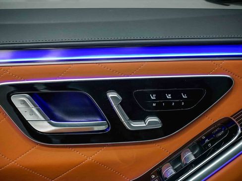 Used 2022 Mercedes-Benz S 500 4MATIC image 20