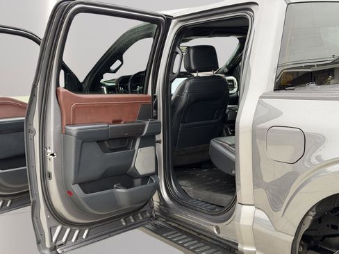 Used 2021 Ford F150 Lariat w/ Equipment Group 502A High image 15