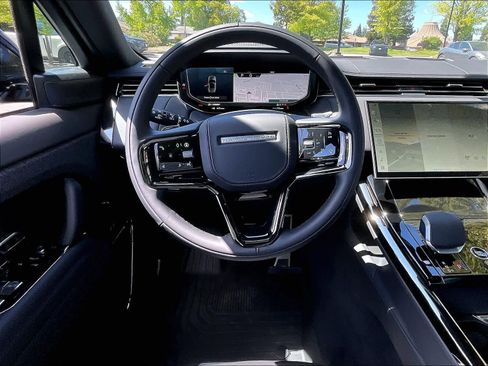 New 2026 Land Rover Range Rover Sport Dynamic SE AWD/4WD image 15