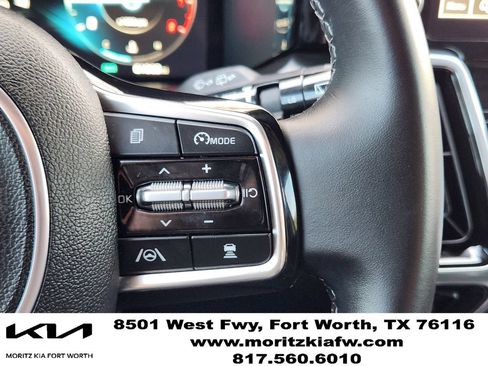 Certified 2023 Kia Sorento SX AWD/4WD image 28