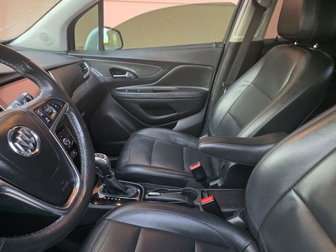 Used 2018 Buick Encore Essence image 13