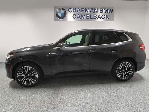 Certified 2025 BMW X3 xDrive30i AWD/4WD image 3