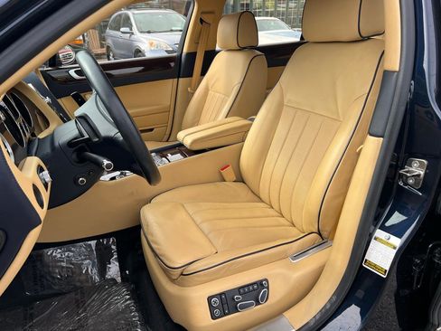 Used 2009 Bentley Flying Spur Flying Spur AWD/4WD image 7