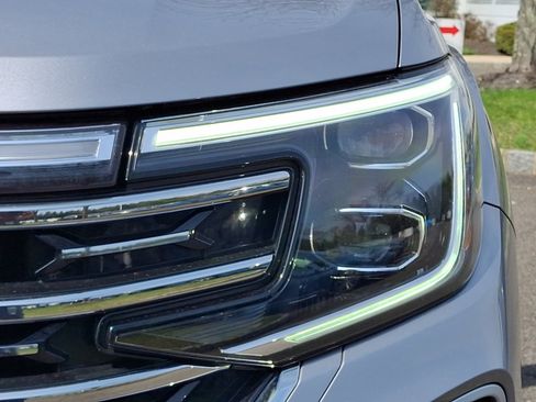 Certified 2024 Volkswagen Atlas SEL AWD/4WD image 10