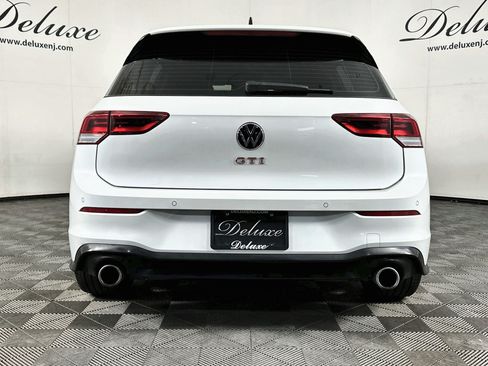Used 2024 Volkswagen GTI SE FWD image 5