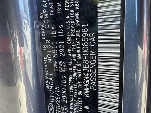 Used 2015 Hyundai Genesis 3.8 AWD/4WD image 15