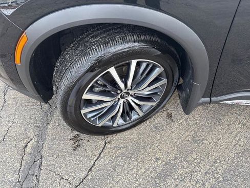 Certified 2025 INFINITI QX60 Sensory image 27