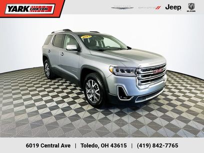 Used 2023 GMC Acadia SLT w/ Preferred Package