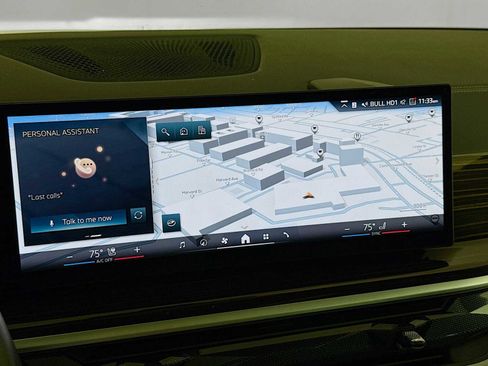 Used 2025 BMW X5 xDrive50e image 15