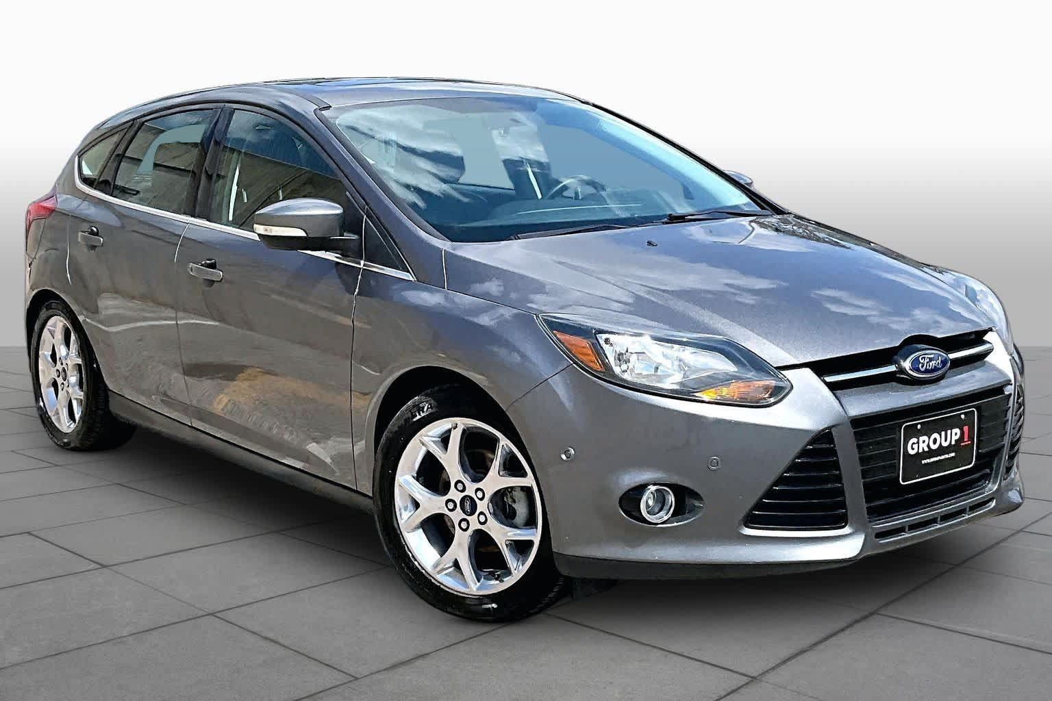Used 2013 Ford Focus Titanium FWD image 3